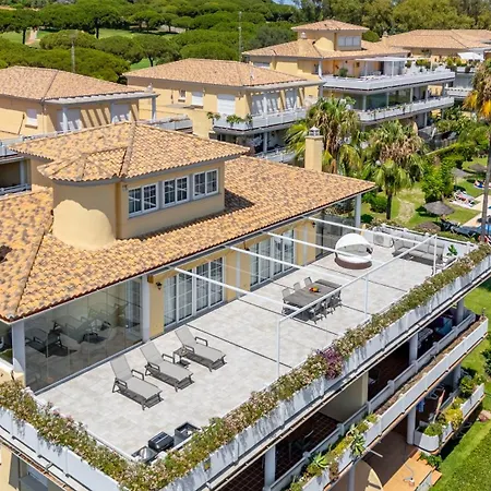 Mimosas Penthouse Cabopino דירה *