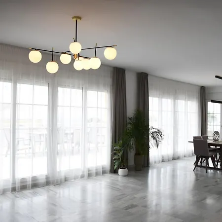 Daire Mimosas Penthouse Cabopino Marbella